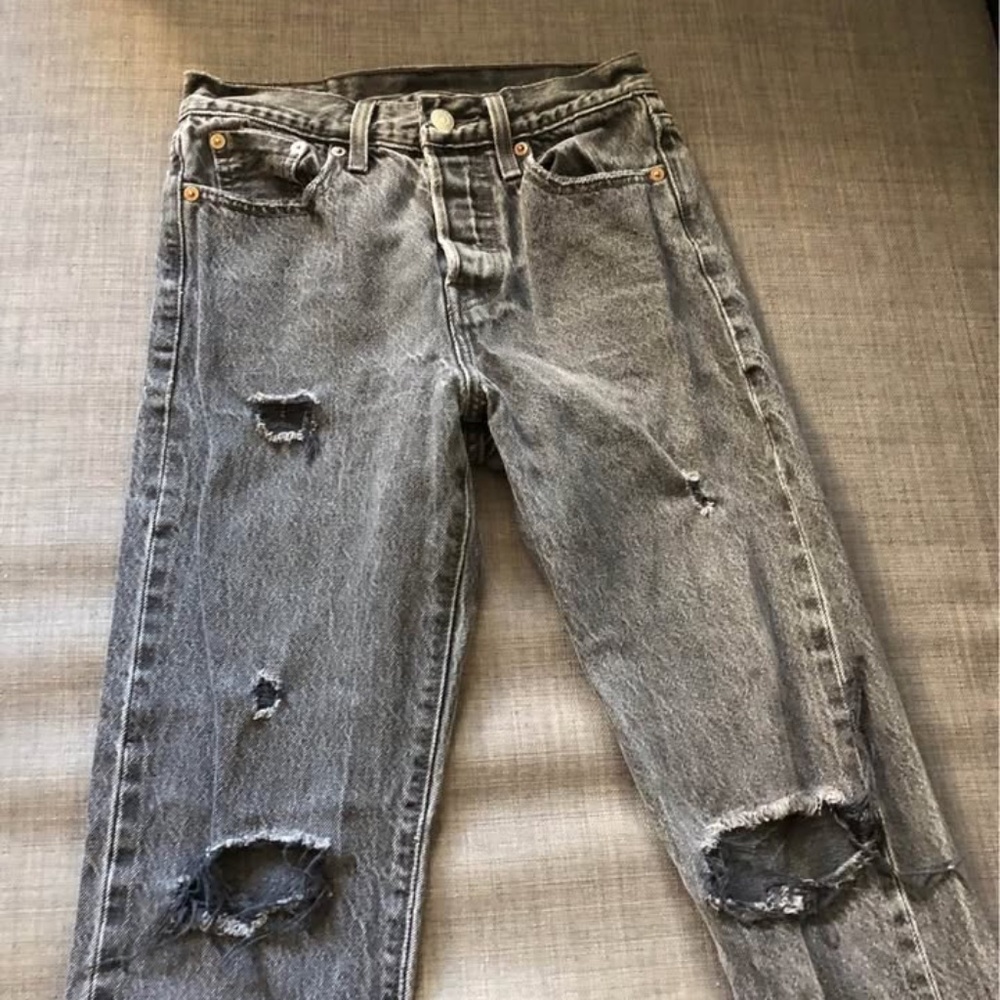 Levis jeans Size 24